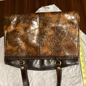 Patricia Nash Poppy Bark and Leaves in, please ask questions